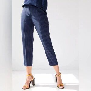 Aritzia Babaton Conan Trouser Pants in Navy Blue Pinstripe Size 8 LIKE NEW